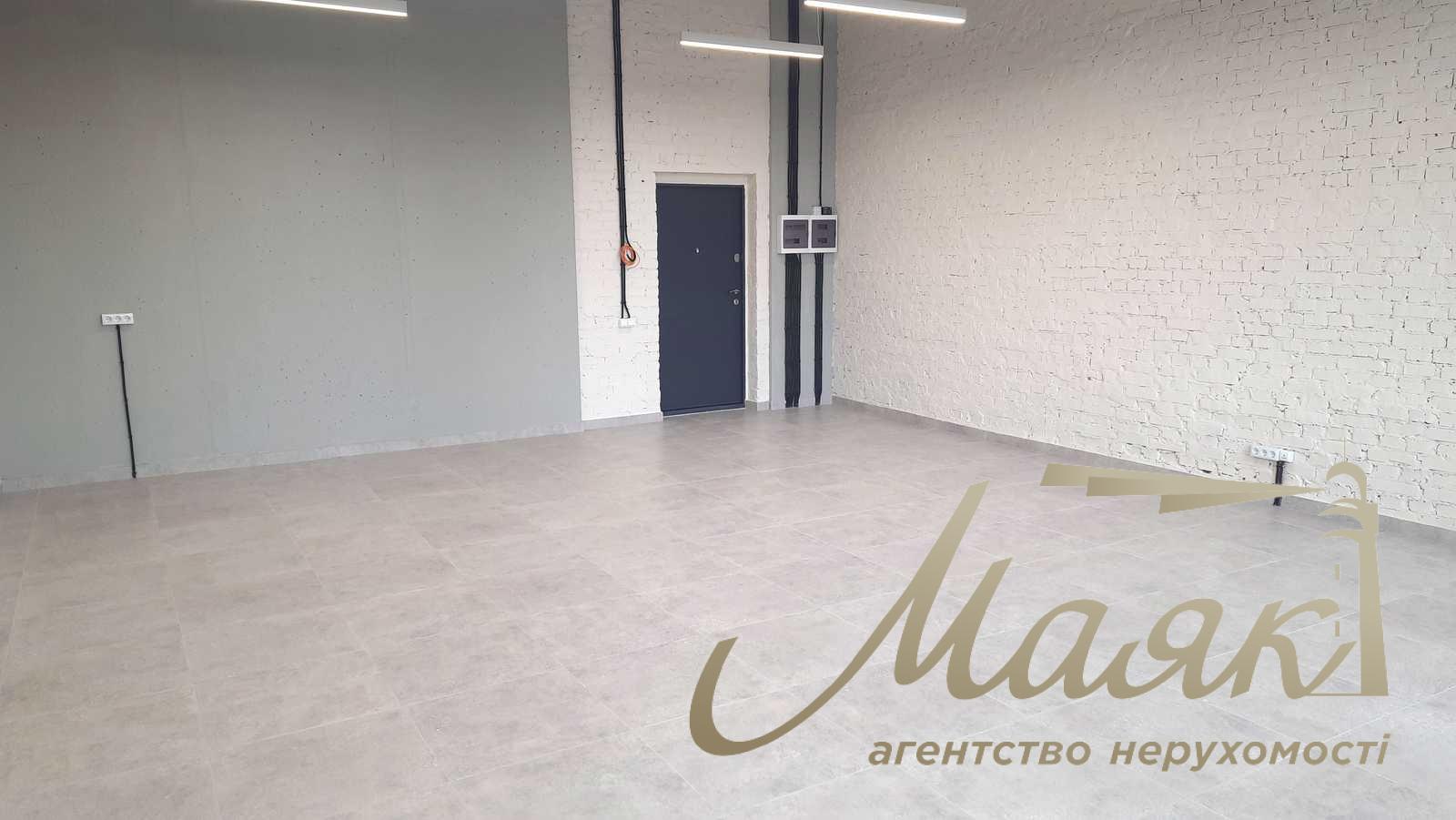 Продаж офісу площею 57,2 м² у ЖК «Manhattan City»