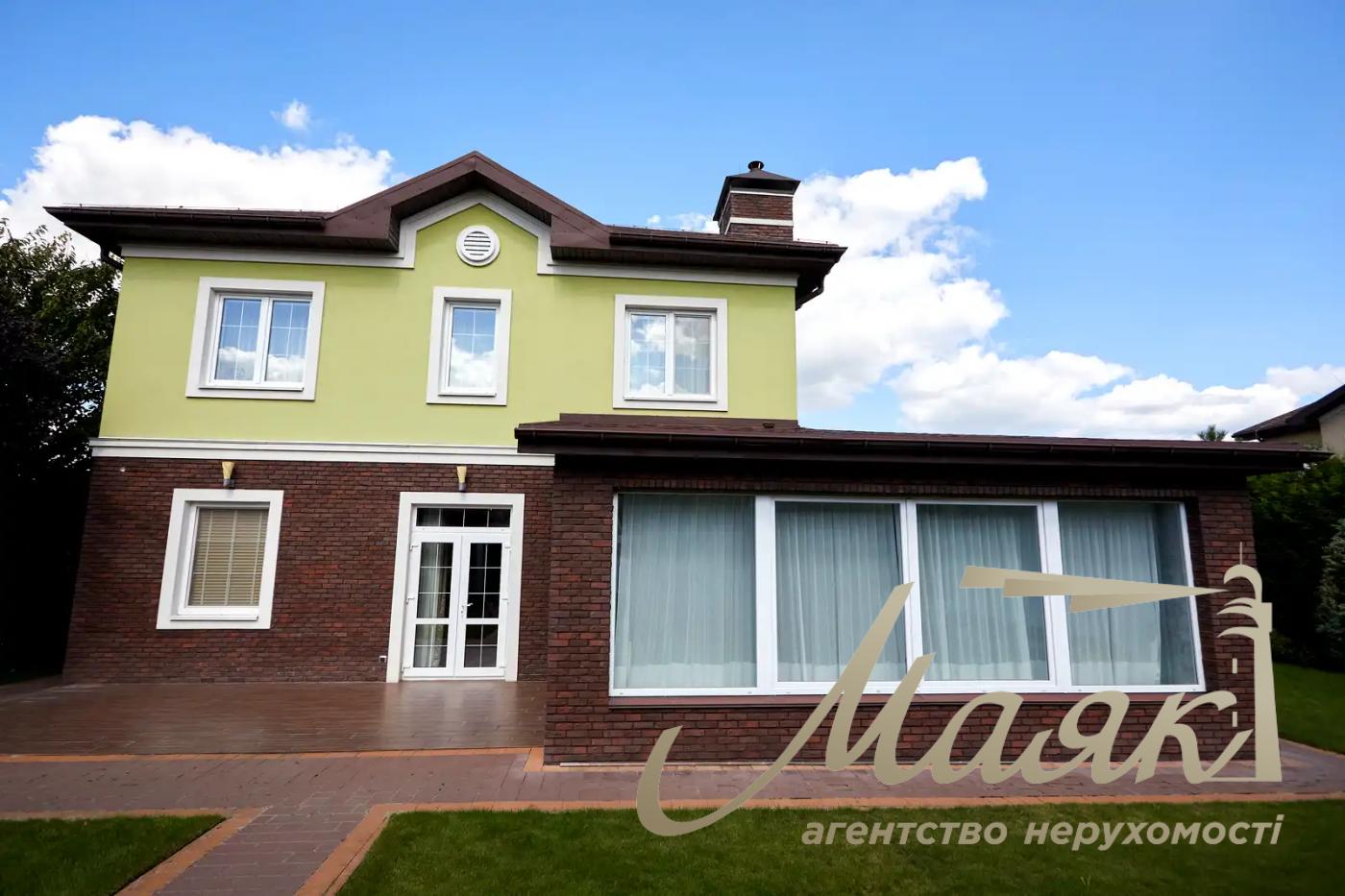 Оренда будинку площею 220 м² у котеджному містечку Green Hills, с. Віта-Поштова