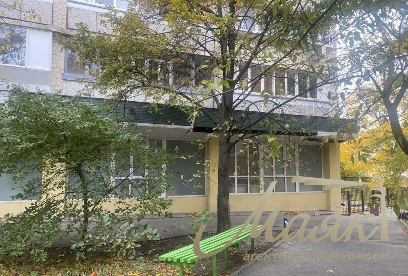 Аренда фасадного помещения 240 м.кв., Шевченковский р-н