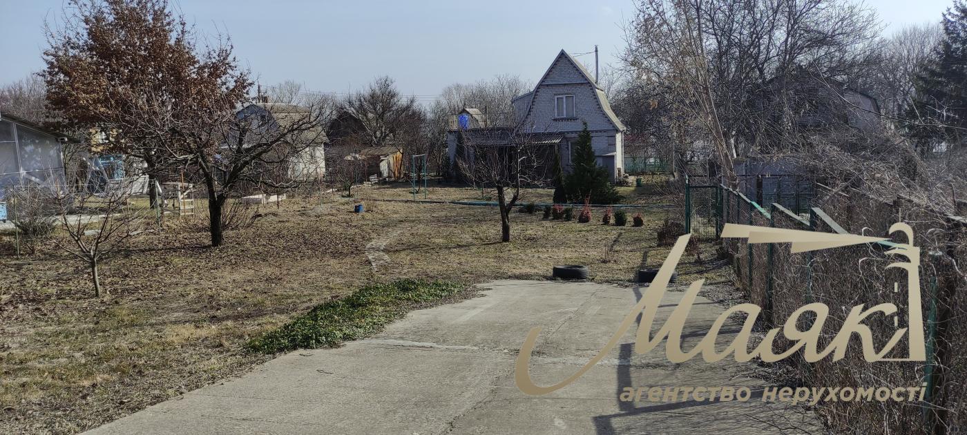 Место для отдыха, - дача возле воды в с. Приднепровское!