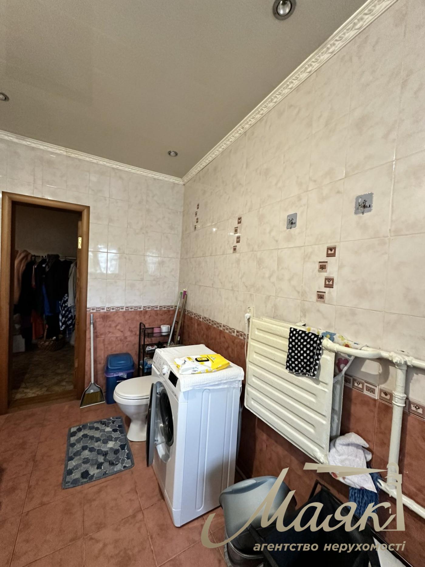 Продаж 2 поверхового будинку Бородинський мк-рн