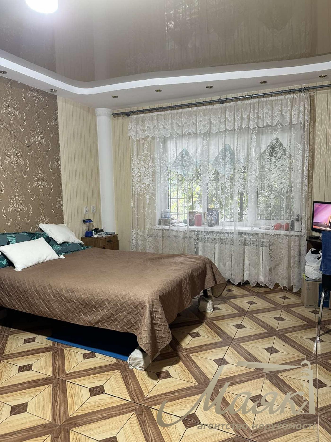 Продаж 2 поверхового будинку Бородинський мк-рн