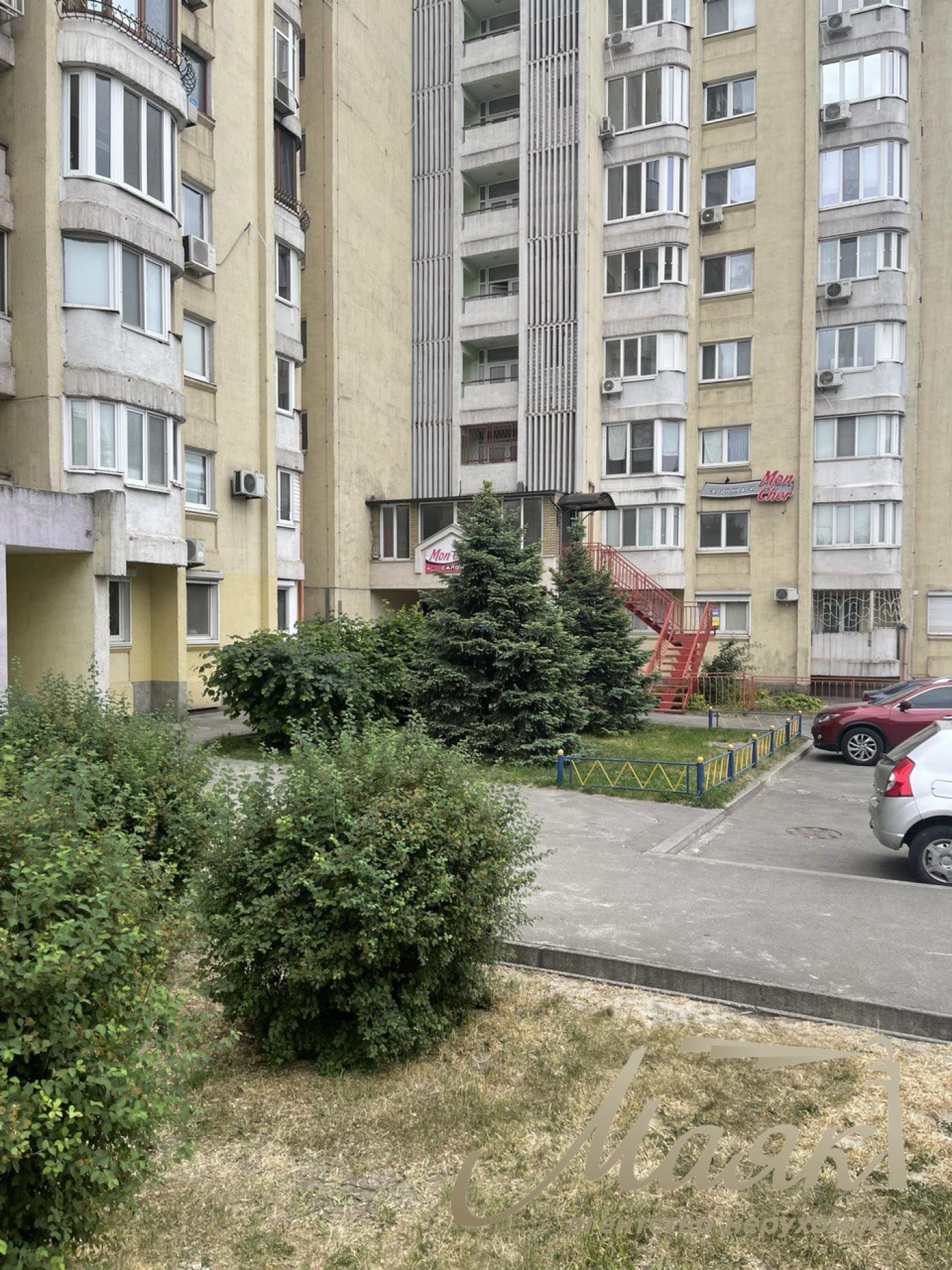 Продаж затишної 3 кімн.квартири вул.Героїв Крут
