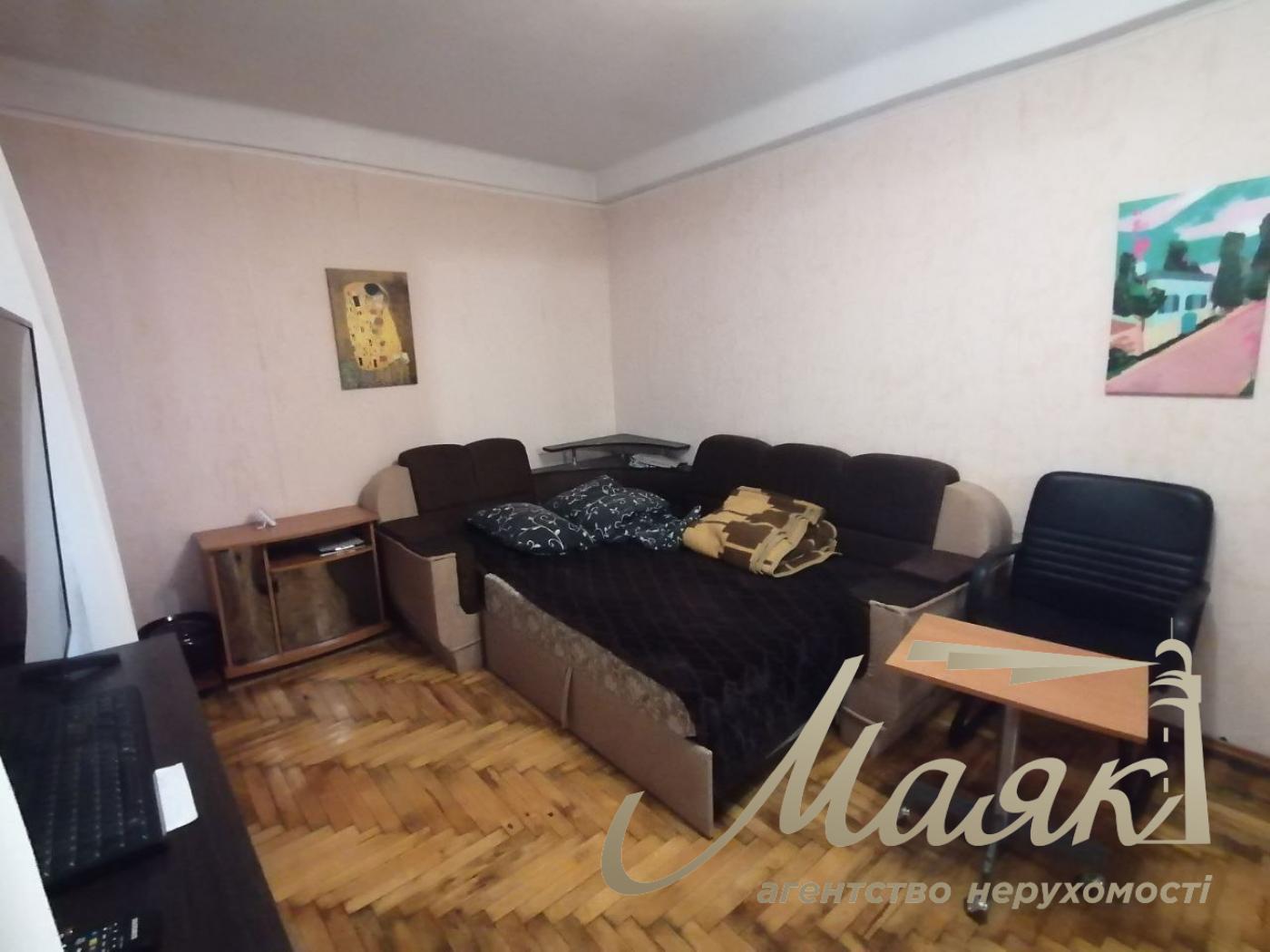 продам 2-к.кв.3/9,ул.Историческая,ост.ДК Заводской