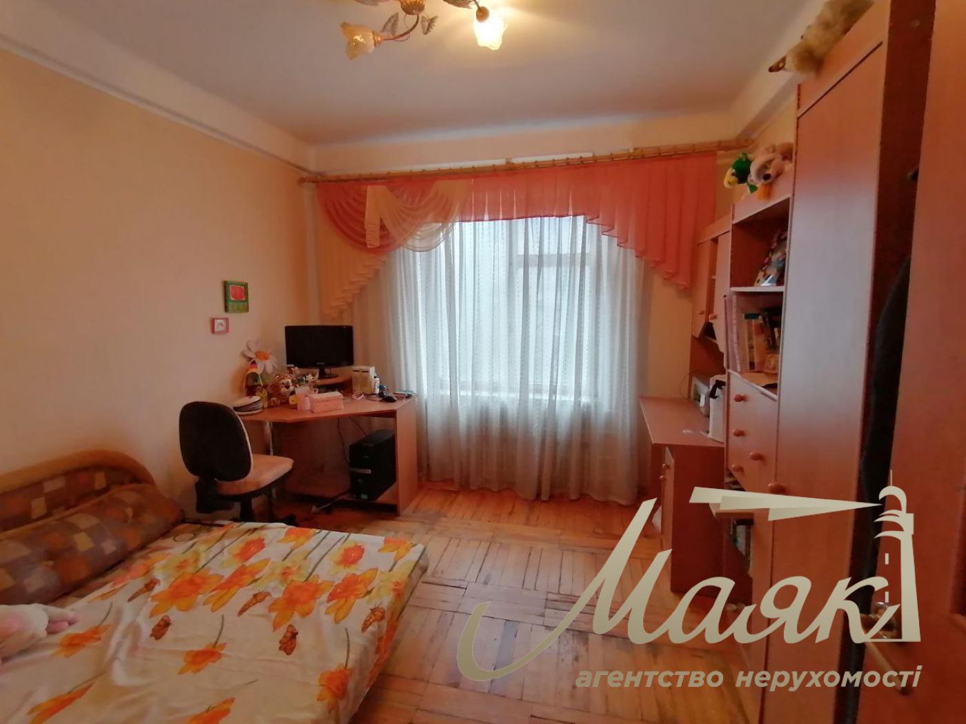 продам 2-к.кв.3/9,ул.Историческая,ост.ДК Заводской