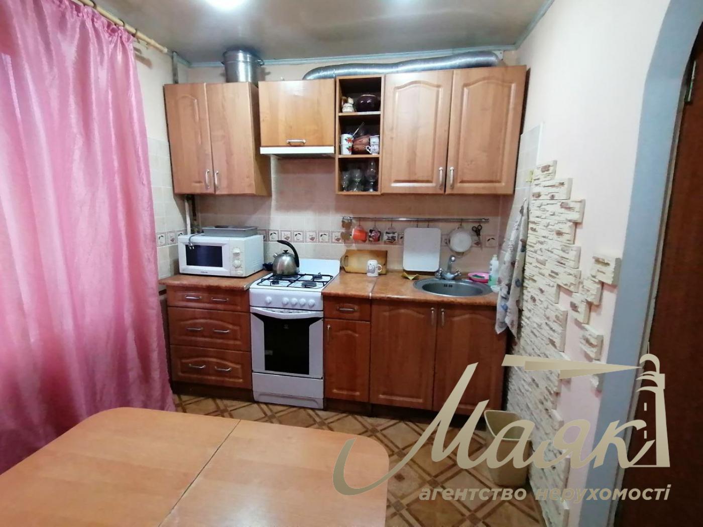 продам 2-к.кв.3/9,ул.Историческая,ост.ДК Заводской