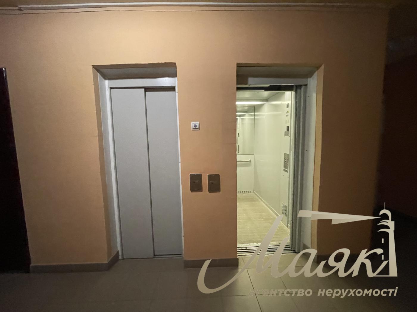 Продаж затишної 3 кімн.квартири вул.Героїв Крут