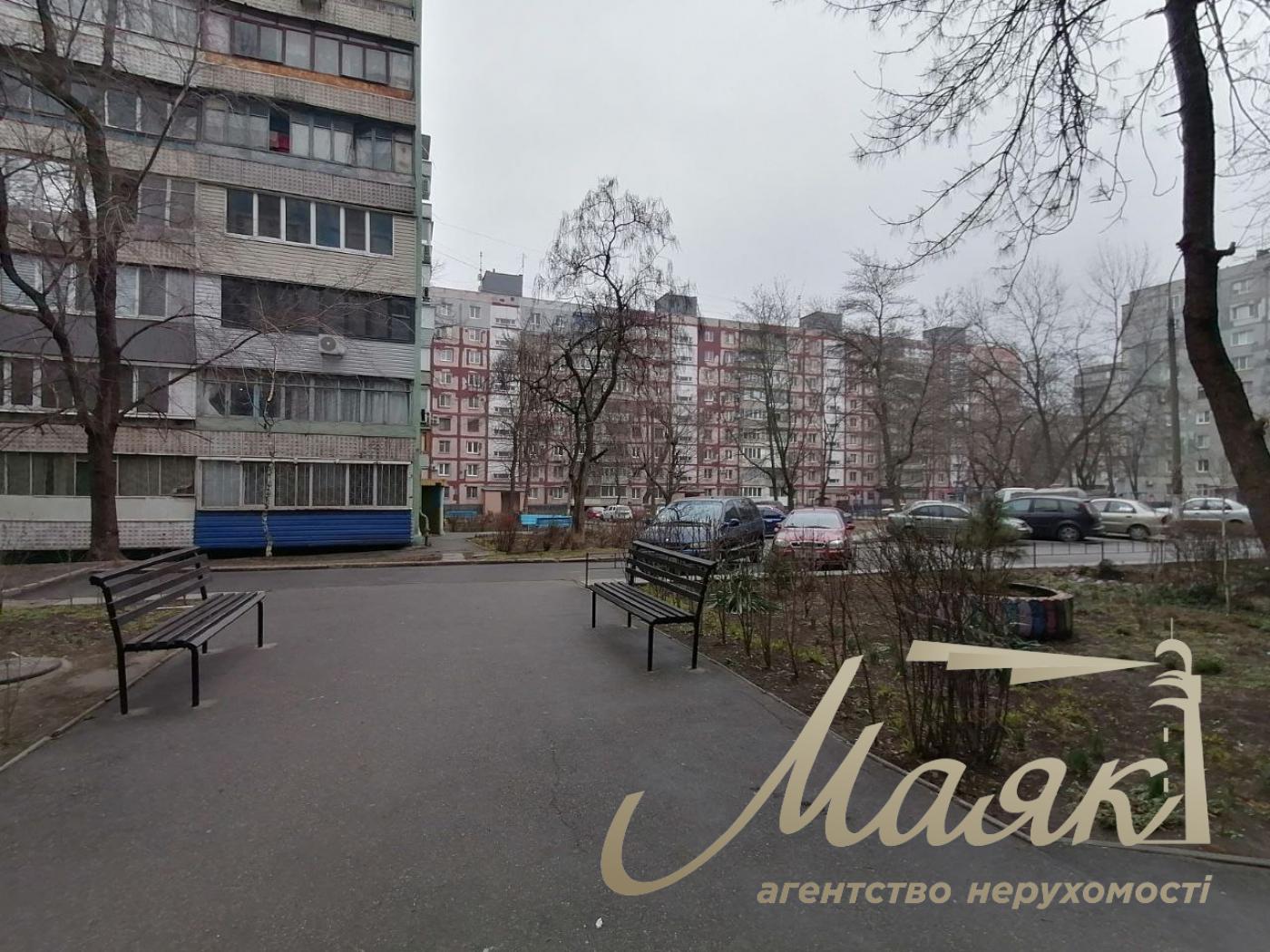 продам 2-к.кв.3/9,ул.Историческая,ост.ДК Заводской