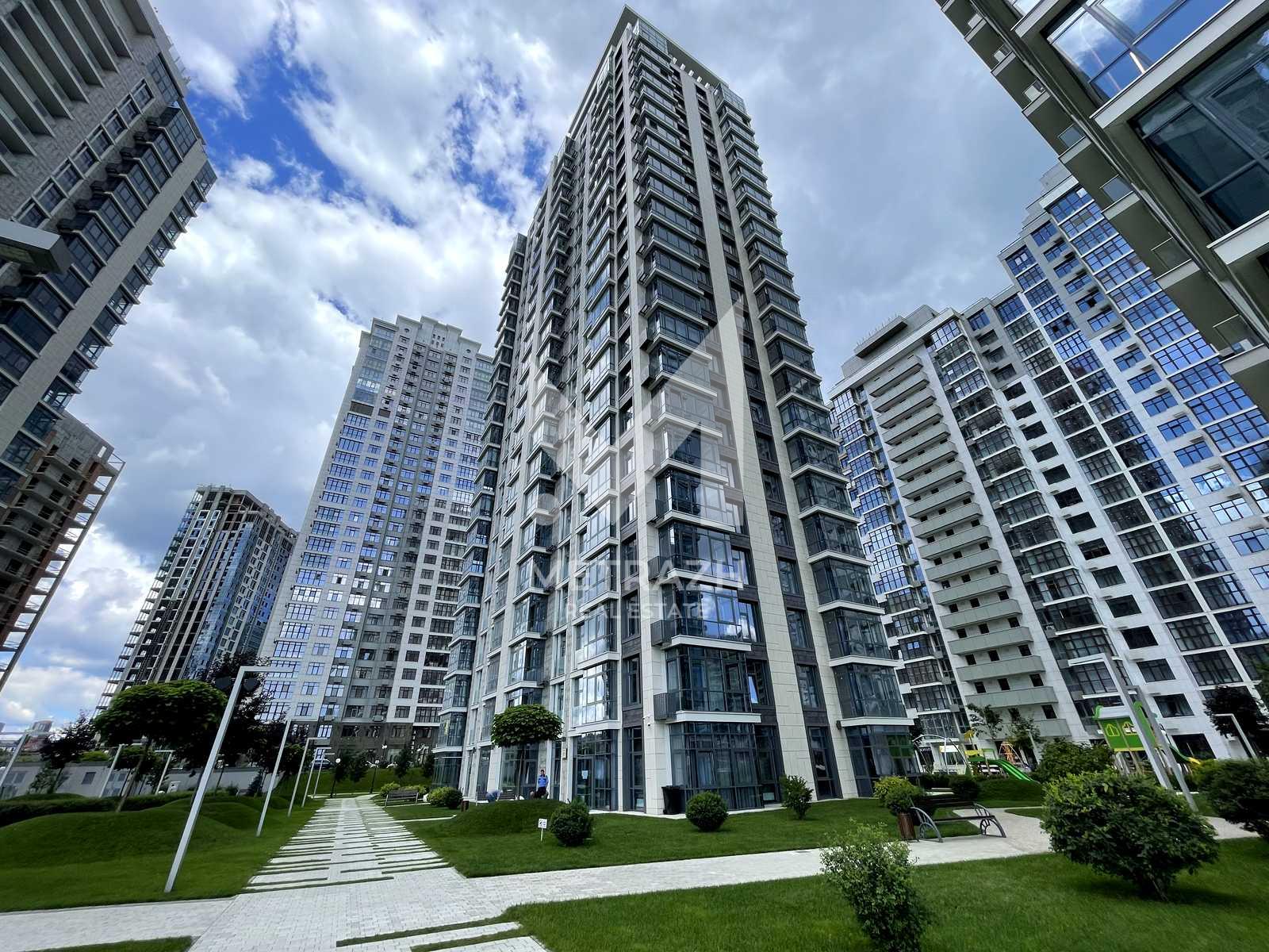 Sale 3-room apartment 145 m², RC Novopecherskie Lipki • ID 7685