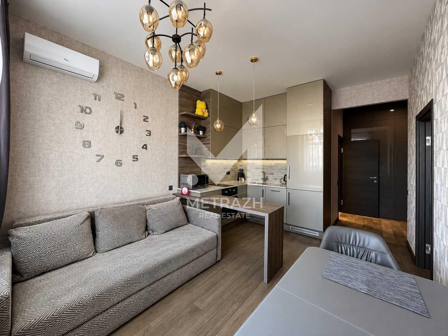 Sale 1-room apartment 48 m², RC French Quarter • ID 7563