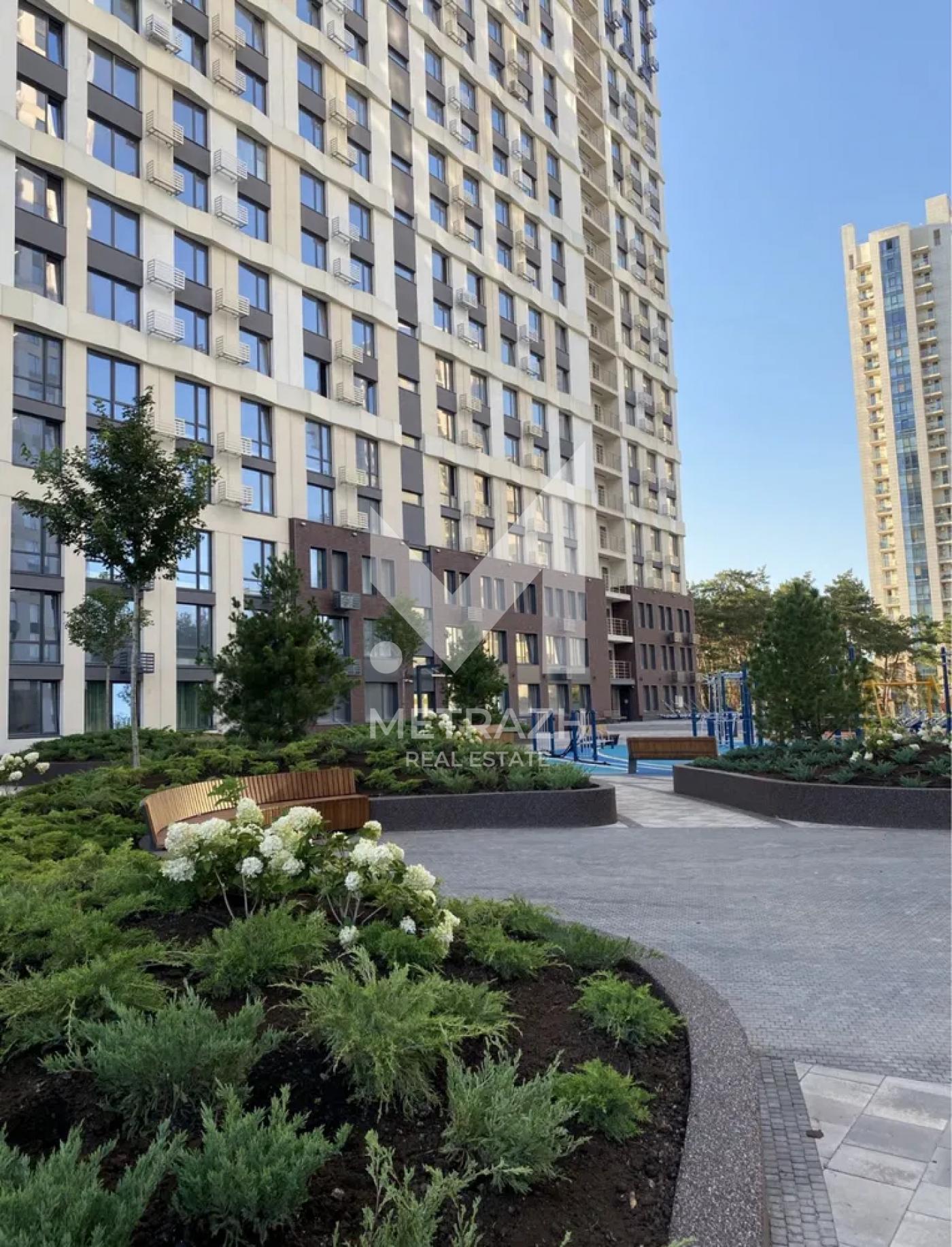 Продажа 1-комнатной квартиры 53 м², Князя Романа Мстиславича, ЖК Новый Автограф • ID 7773 — фото 3