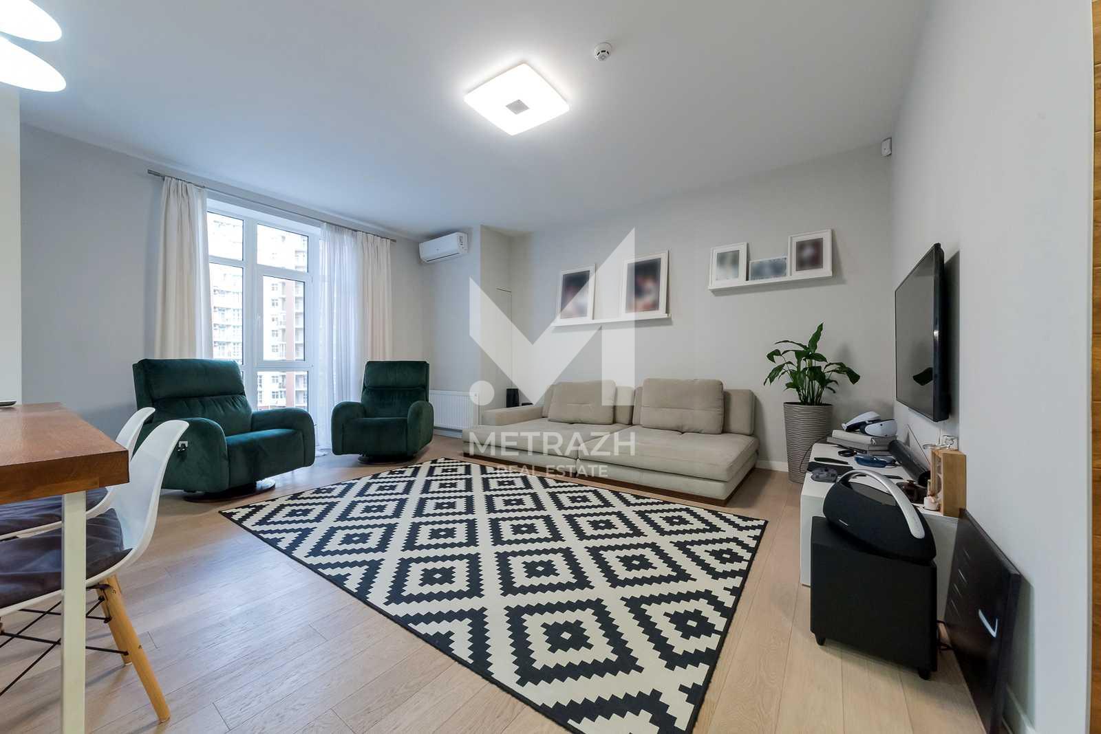 Sale 3-room apartment 102 m², RC French Quarter • ID 7432