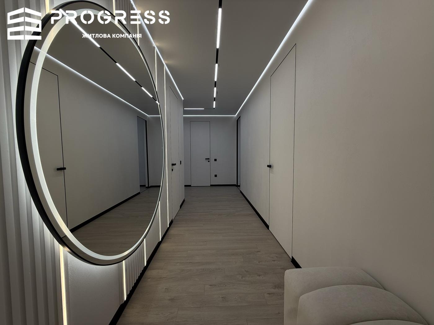 Sale of a 3-room apartment in the Manhattan business-class residential complex - 27