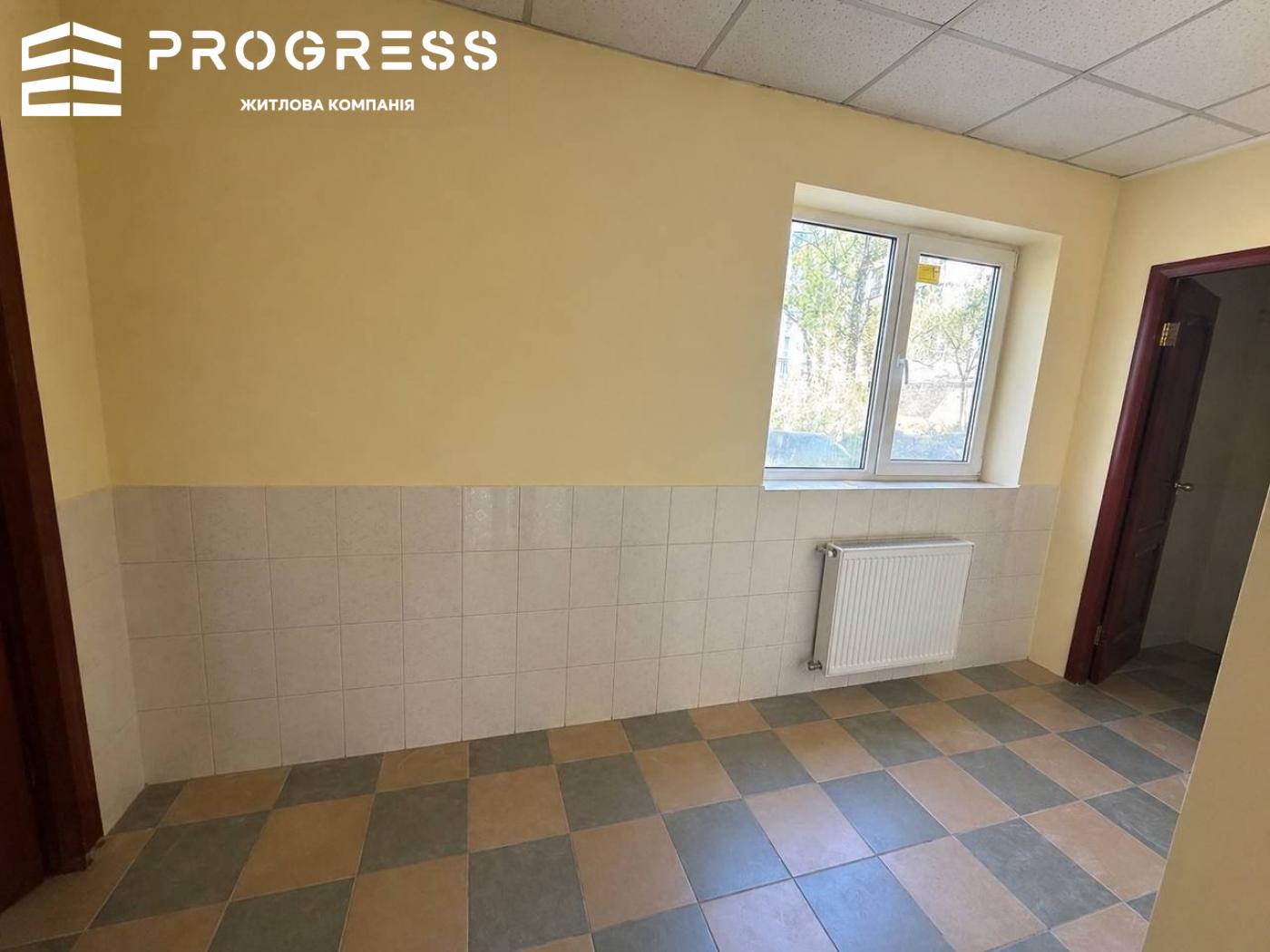 Здається в оренду комерційне приміщення 4