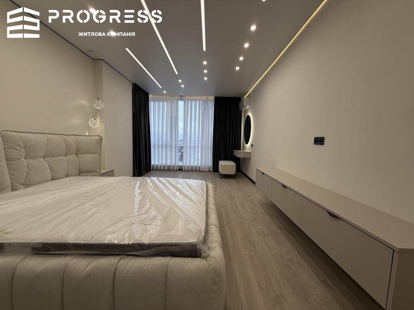 Sale of a 3-room apartment in the Manhattan business-class residential complex - 4