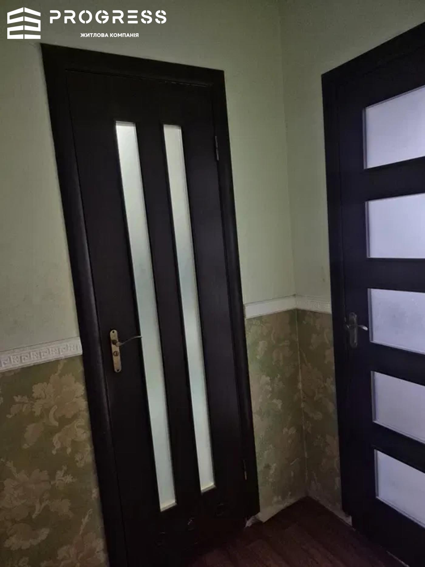 Продається 3 км.квартира вул.Миколайчука 13 - 9
