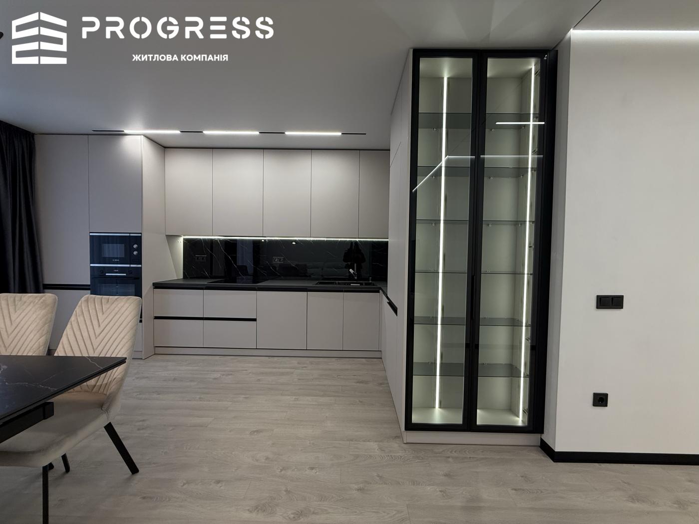 Sale of a 3-room apartment in the Manhattan business-class residential complex - 15