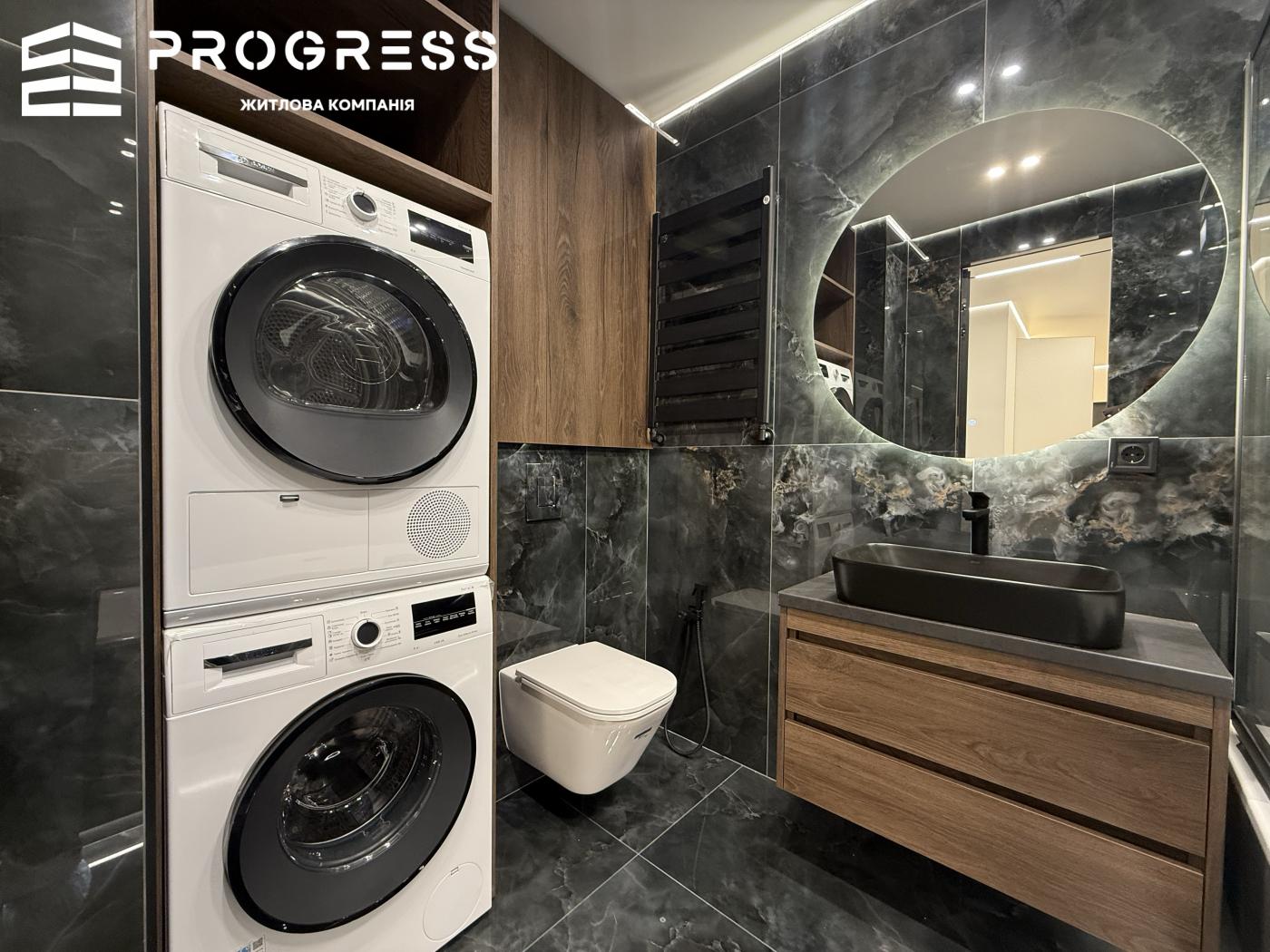 Sale of a 3-room apartment in the Manhattan business-class residential complex - 16