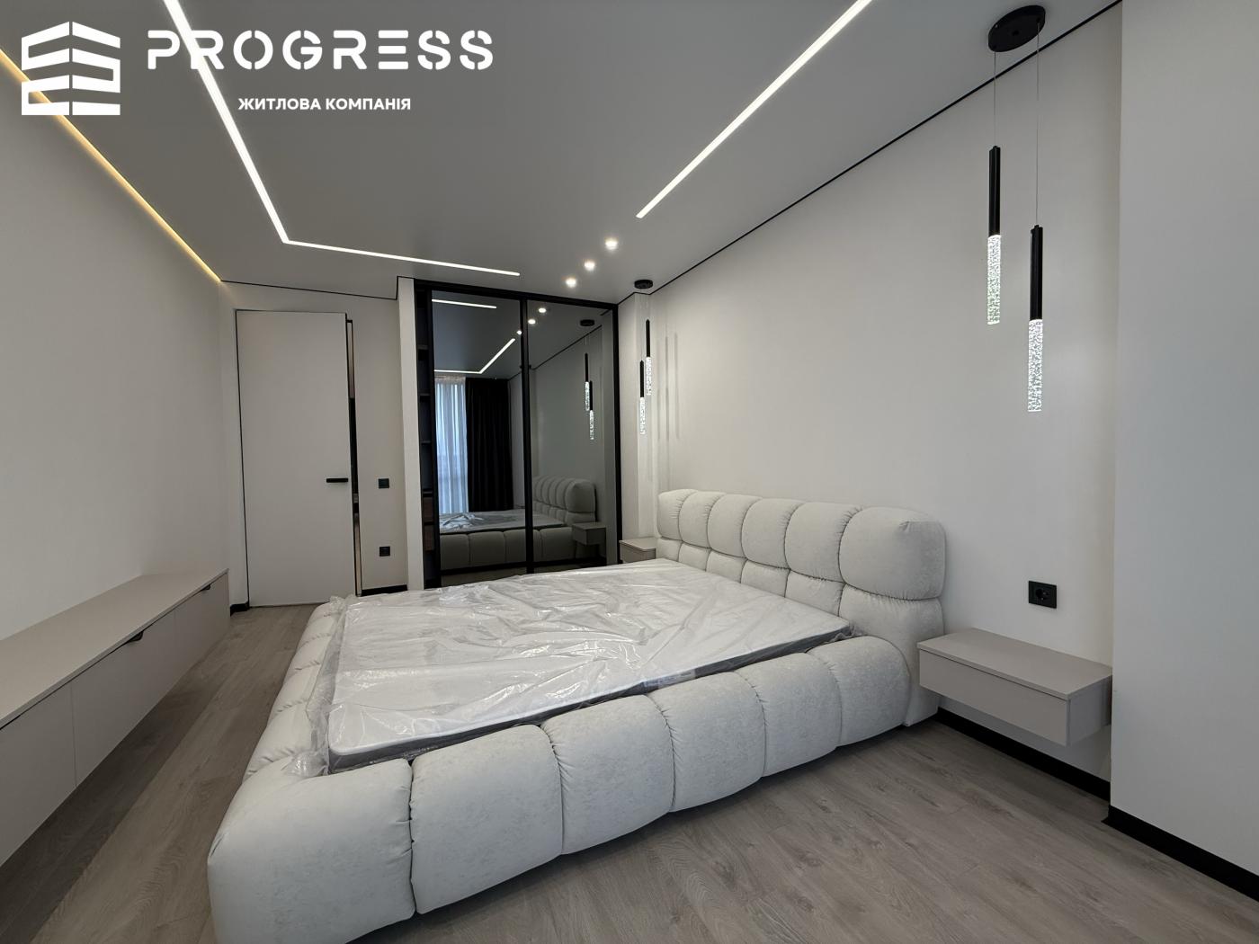 Sale of a 3-room apartment in the Manhattan business-class residential complex - 20