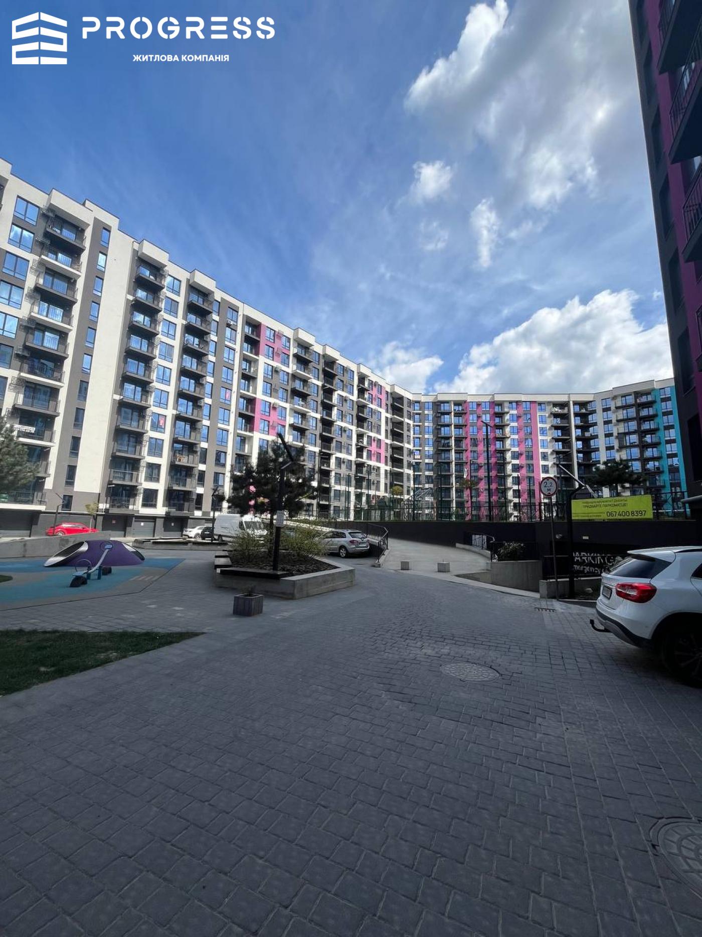 Оренда фасадного приміщення в ЖК Family plaza! 3