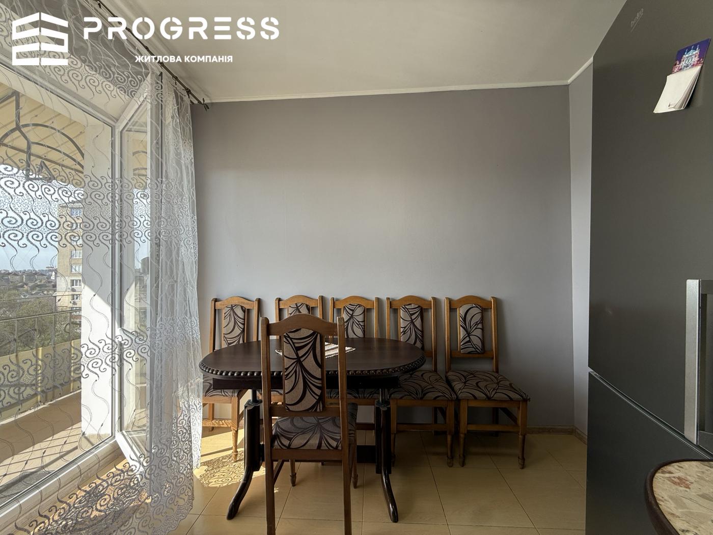 Sale of a 2-room apartment on Vovchynetska/Hirka street - 14