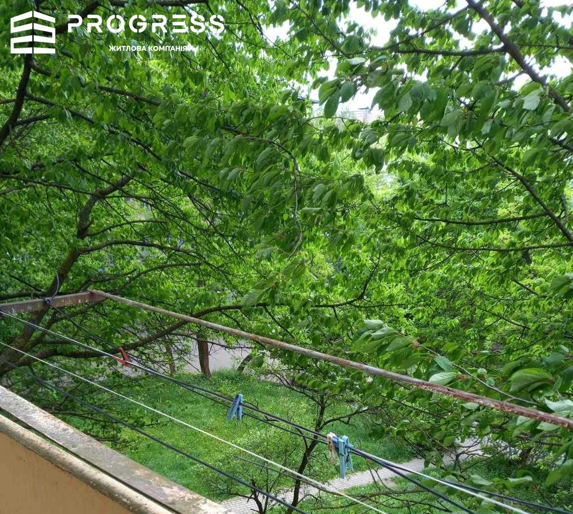 Продається однокімнатна квартира на вул.Довженка - 10