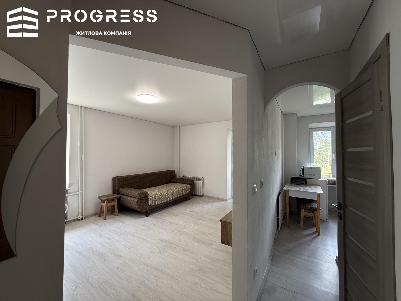 Продаж 1-кімнатної квартири вул. Сухомлинського - 14