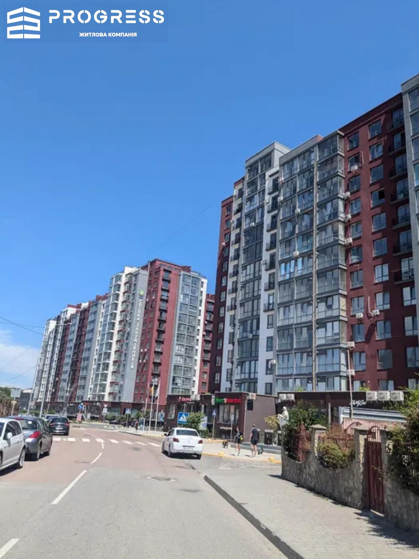 For sale is a 2-room apartment in the Knyahynyn residential complex - 3