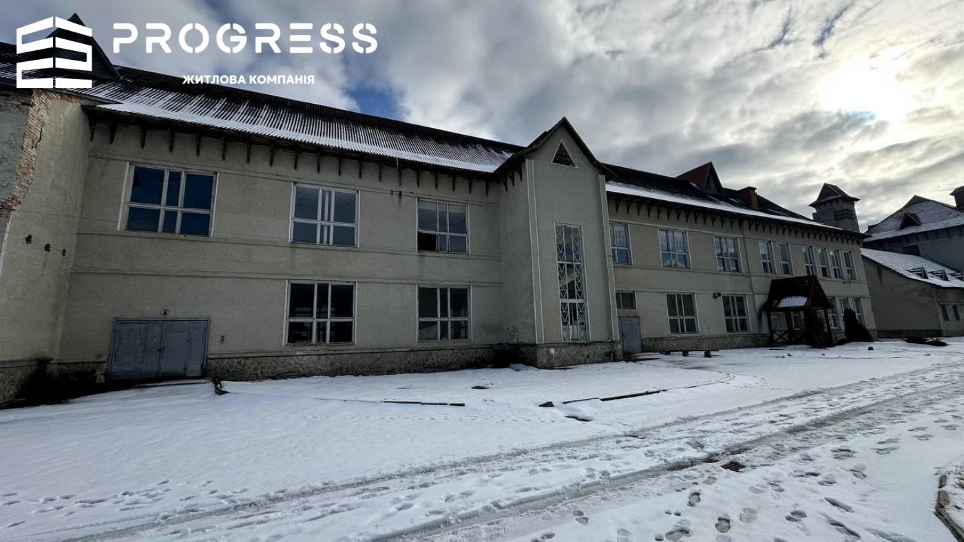 ПРОДАЖ ТОРГІВЕЛЬНО-РОЗВАЖАЛЬНИХ ПЛОЩ - 11