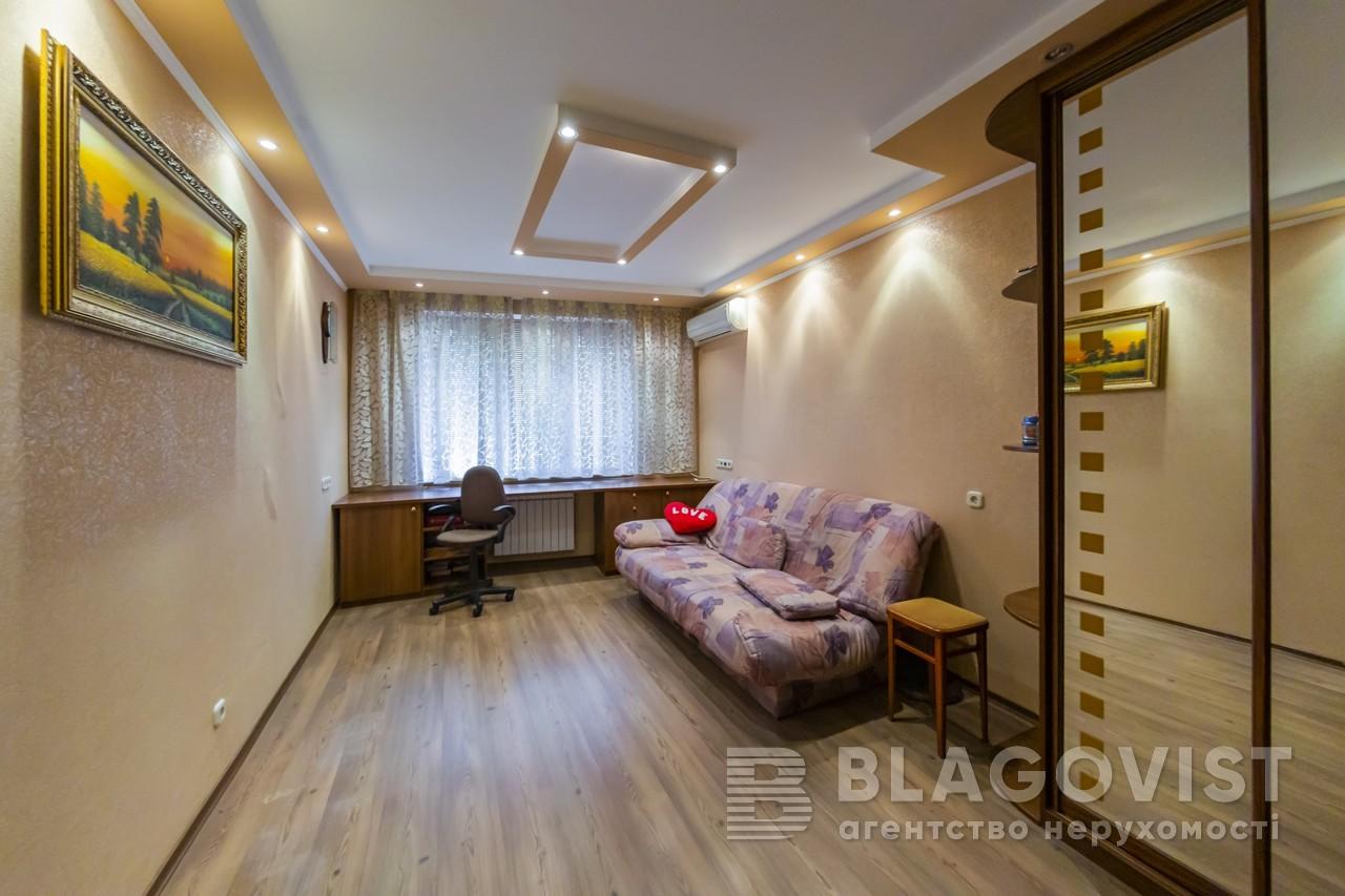 Sell 3-room apartment. Киев, Голосеевский , д. 68 — photo 13
