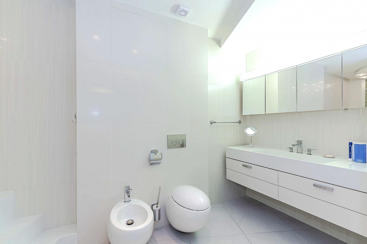 Sell 4-room apartment. Киев, Днепровская наб. , д. 1 — photo 11