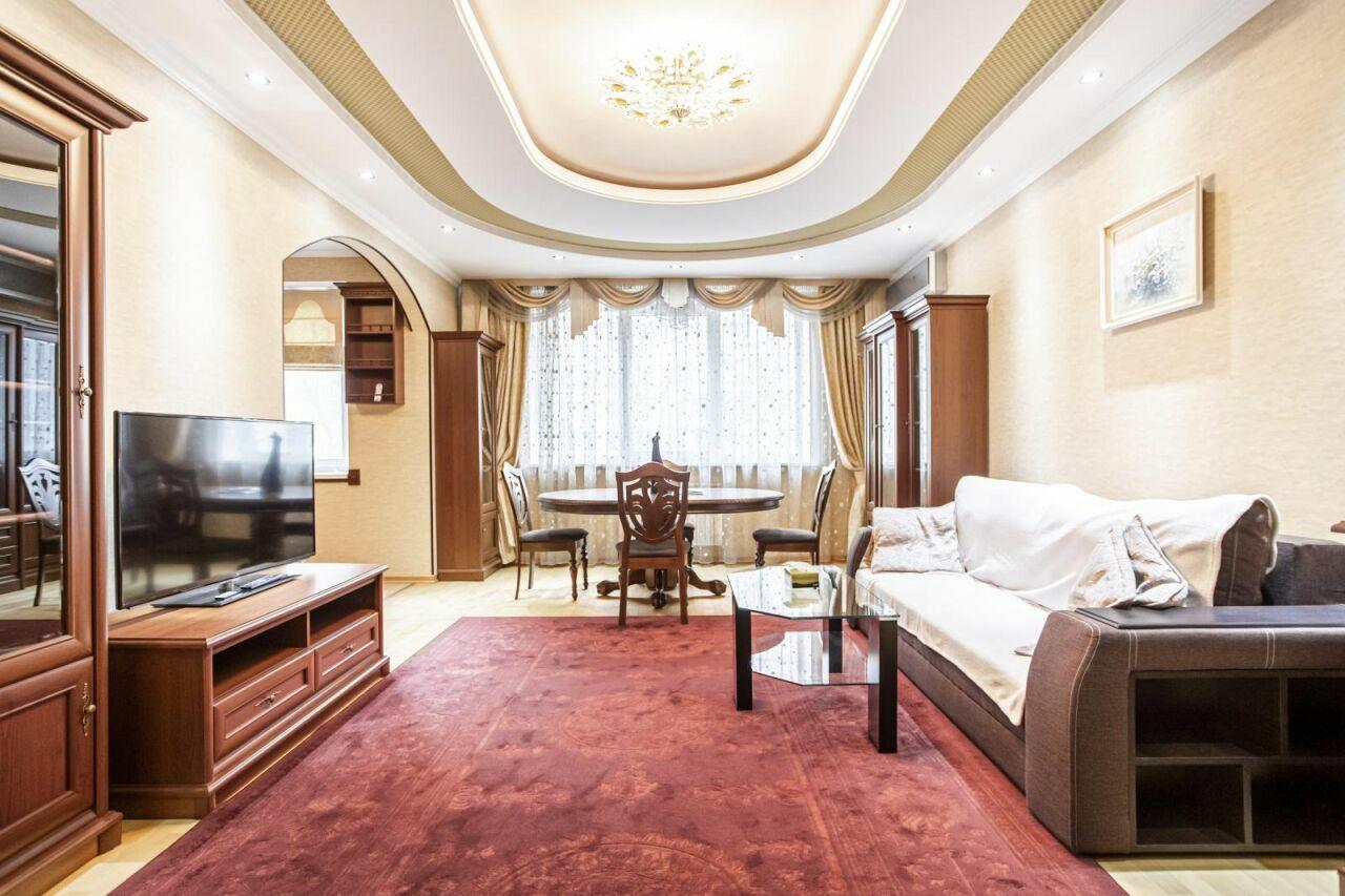 Sell 3-room apartment. Киев, Голосеевский , д. 68 — photo 1