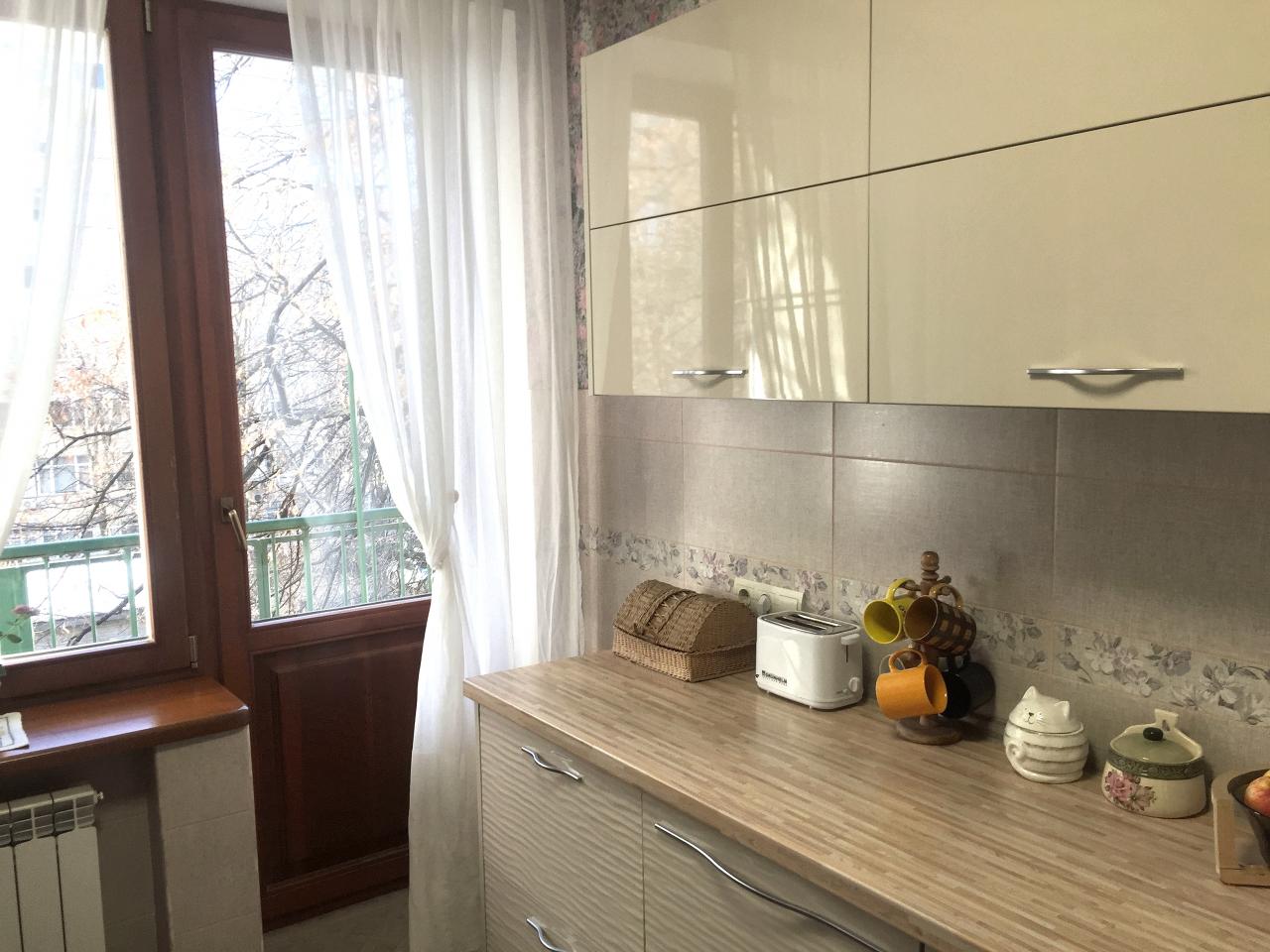 Sell 4-room apartment. Киев, Михаила Омельяновича-Павленко , д. 19 — photo 2