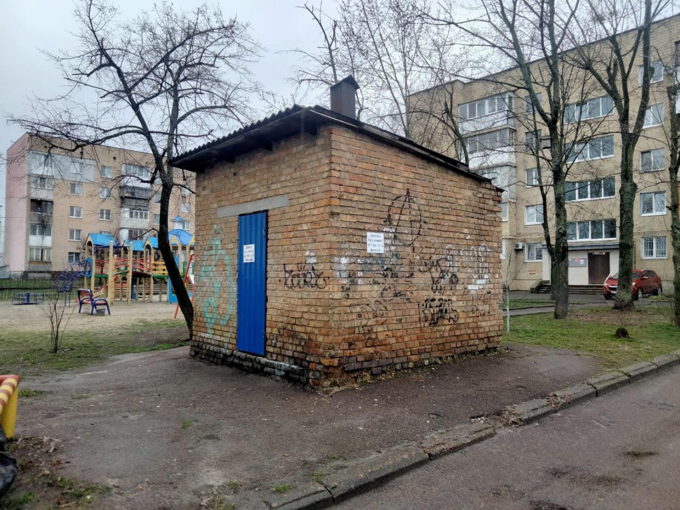 Оренда на вул. Євгена Харченка, 25 приміщення на 9 м², від власника фотографія