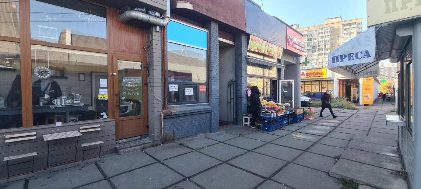 Оренда на пр-ті. Червоної Калини, 15а приміщення на 12 м², без комісії фотографія