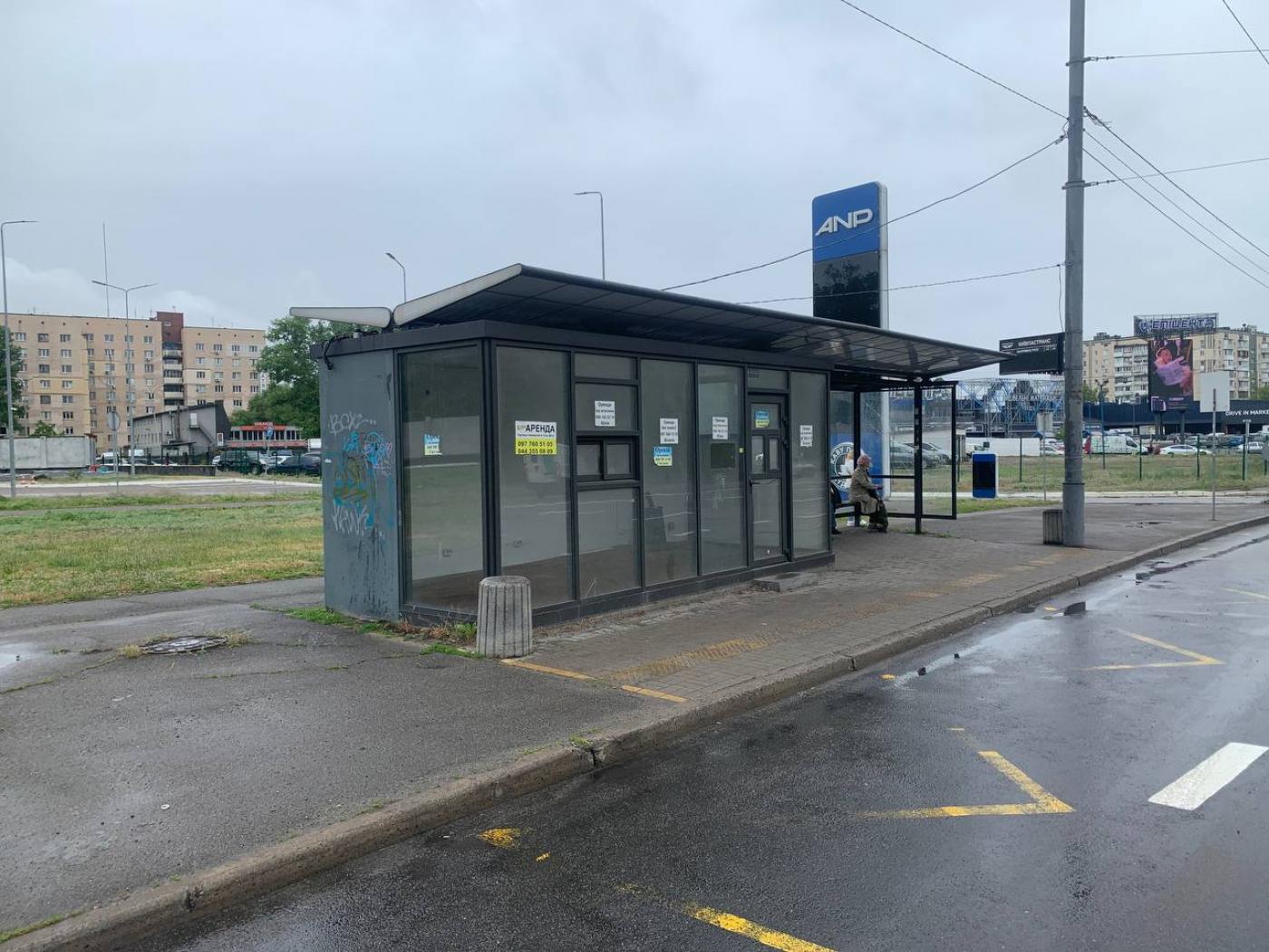 Оренда на Братиславській, 11А приміщення на 15 м² без комісії фотографія