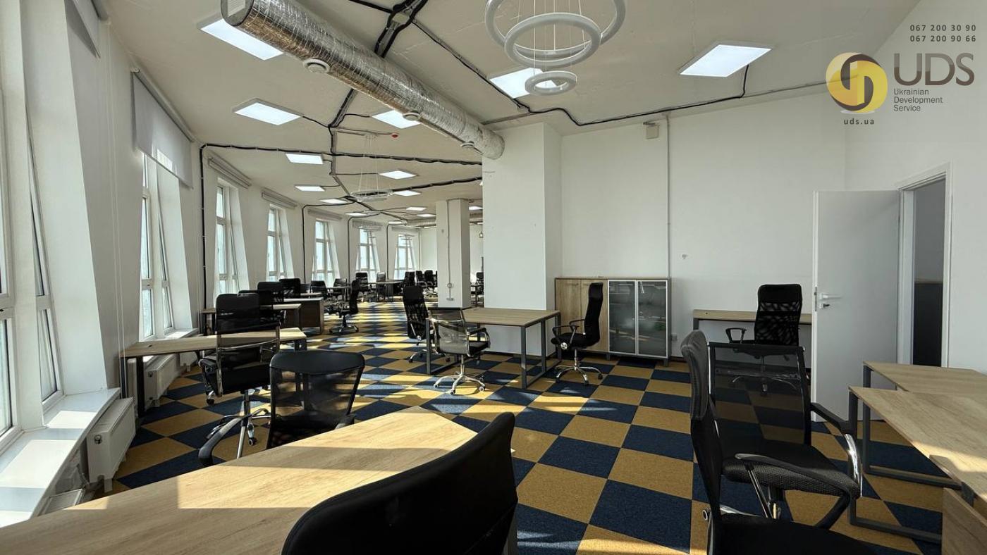 Оренда на Кловському узвозі, 7 офіс на 441,8 м², від власника