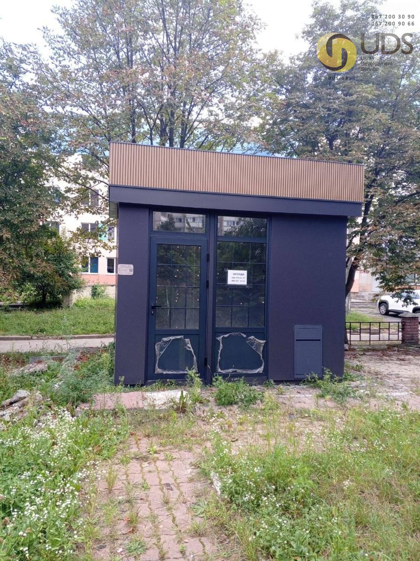 Оренда на вул.  Єфремова, буд. 11 приміщення 10 м², без комісії
