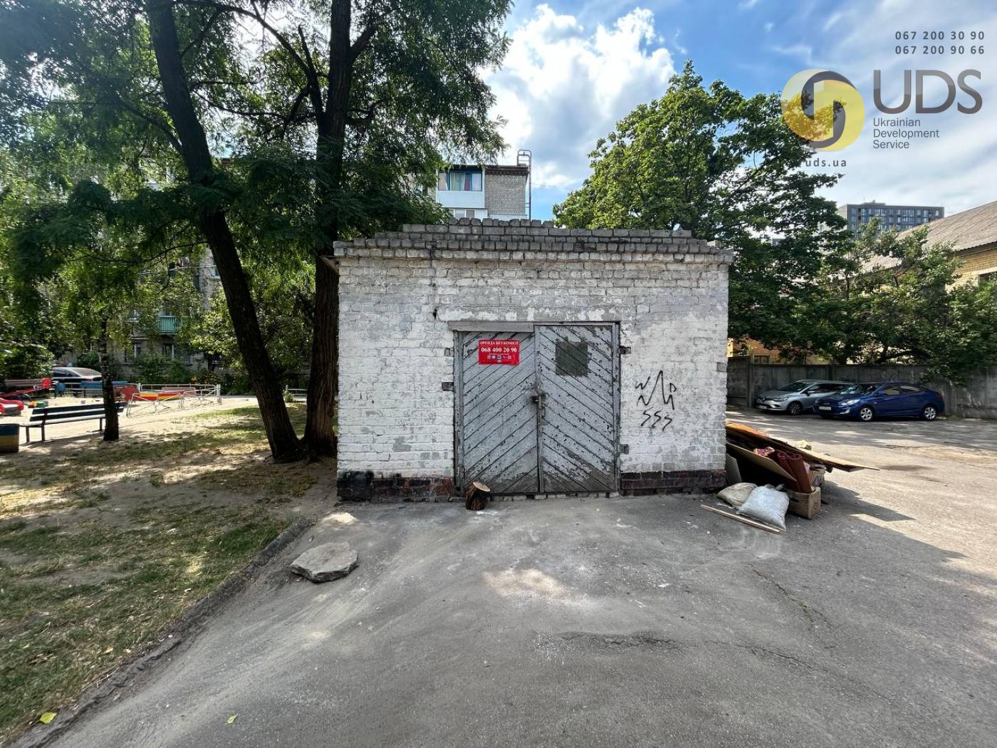 Здам в оренду склад 12.20 м² на вул. Геннадія Афанасьєва , 8А