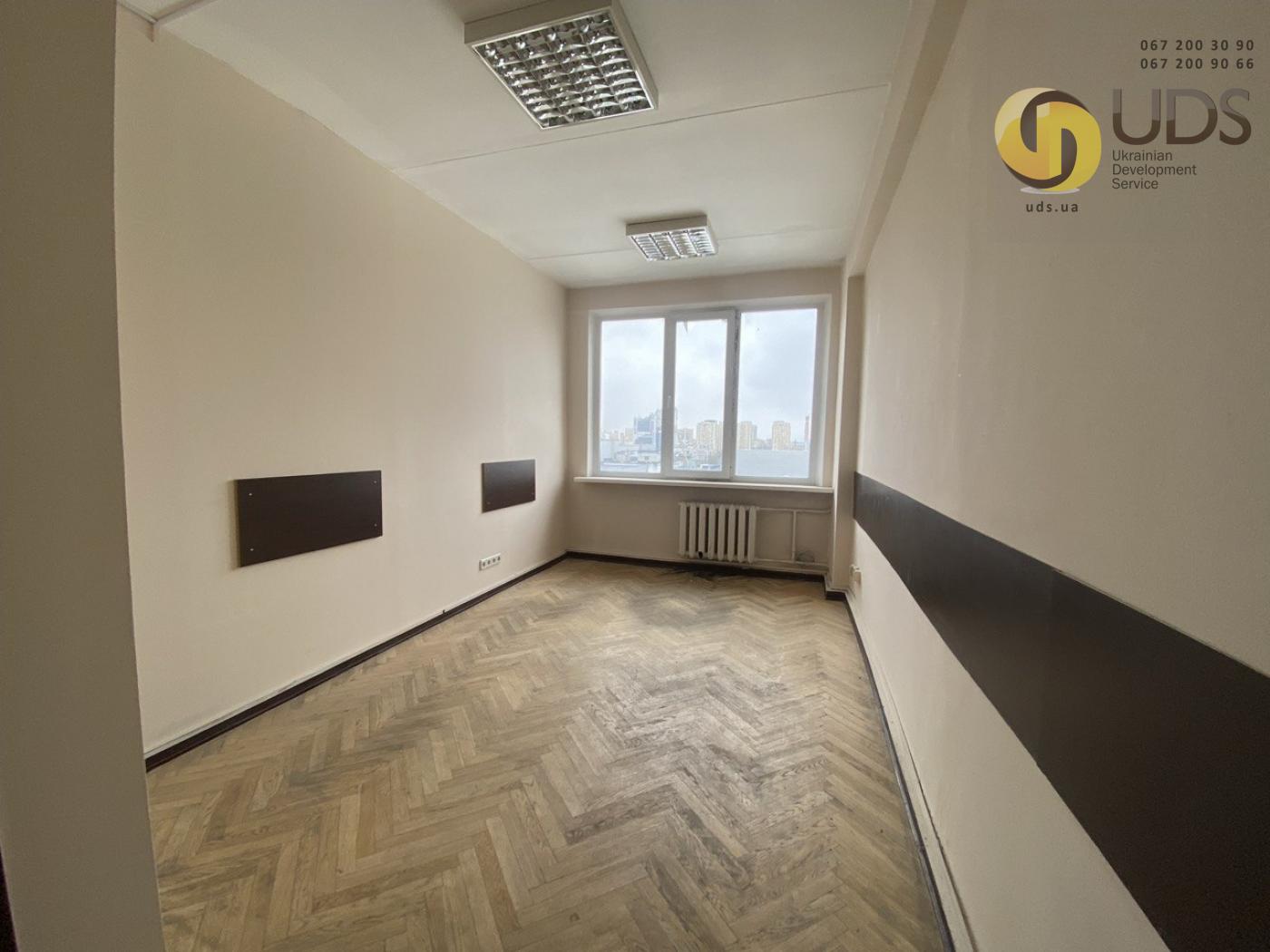 Оренда офісу 34 м²,  вул. Євгена Сверстюка, 23