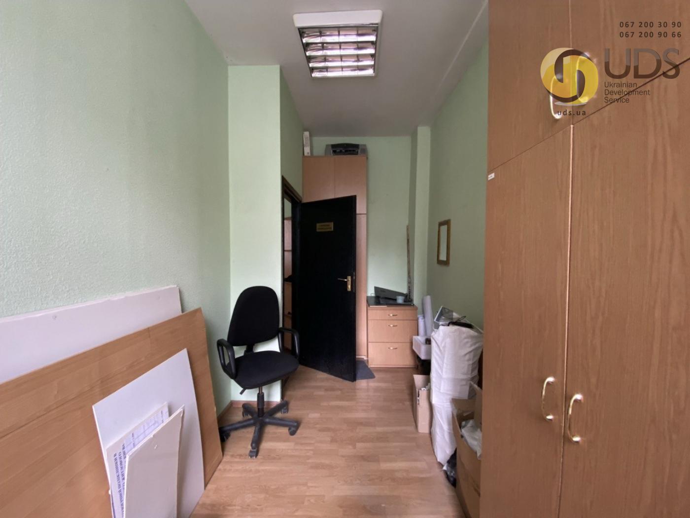 Оренда на вул.Михайла Коцюбинського 1 офісу на 24,8 м², без комісії