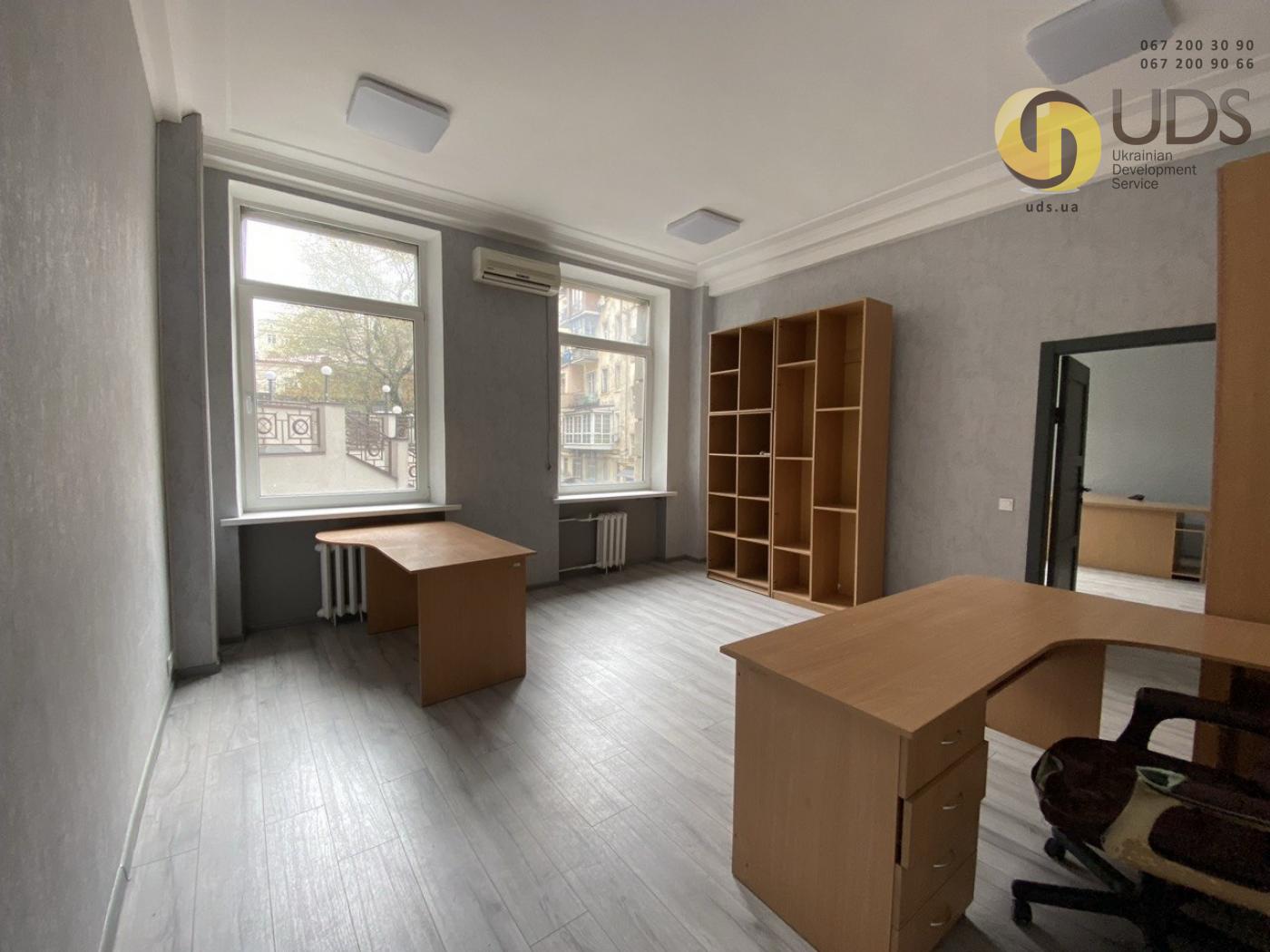 Оренда на вул.Михайла Коцюбинського 1 офісу на 47,1 м², без комісії