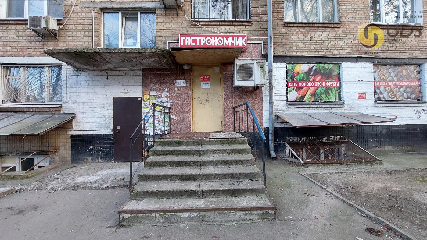 Оренда на вул. Олени Теліги, 45А приміщення на 72 м², від власника