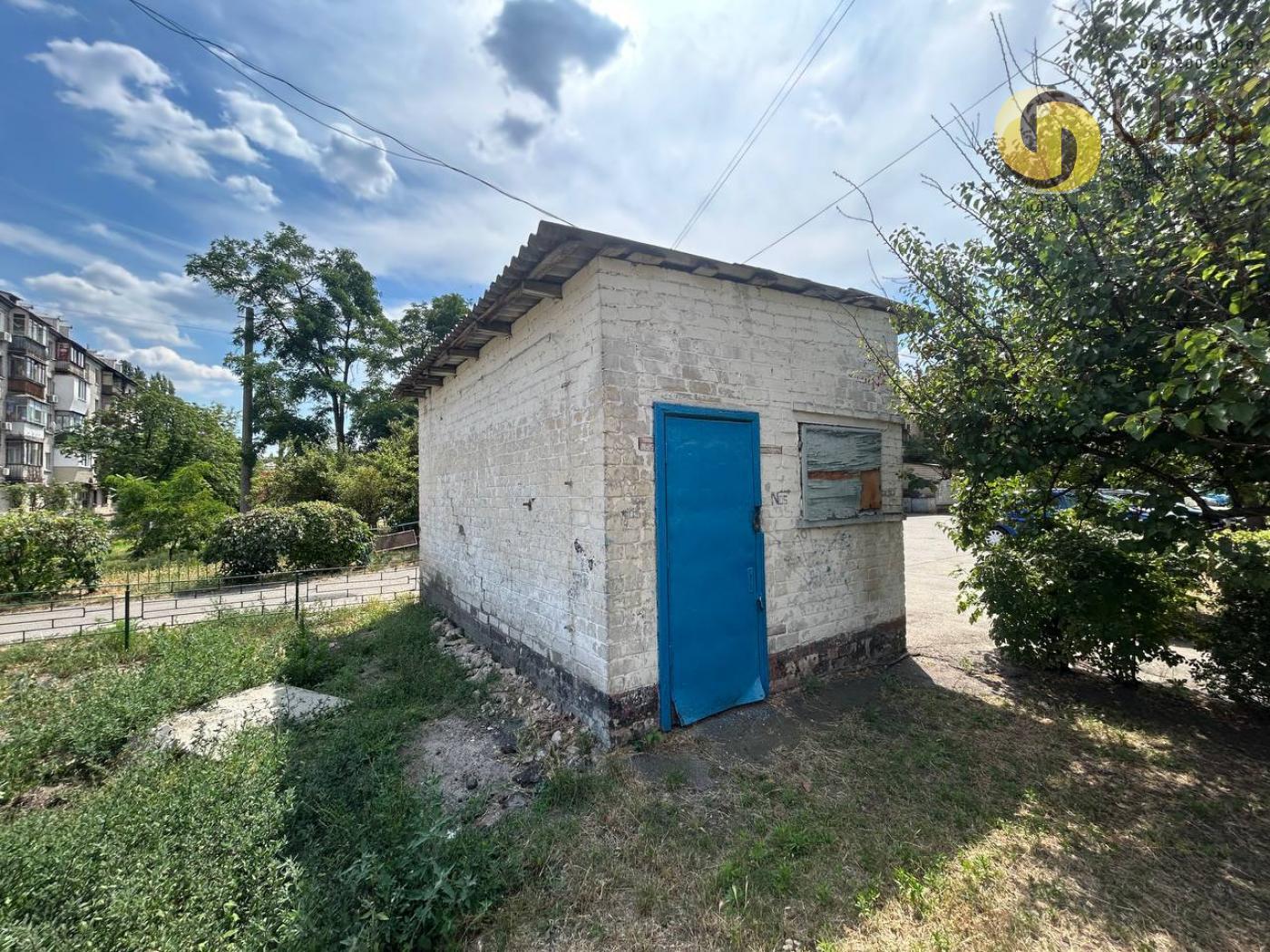 Фото Здам в оренду склад 6 м² на вул. Павла Чубинського, 8-А, без комісії