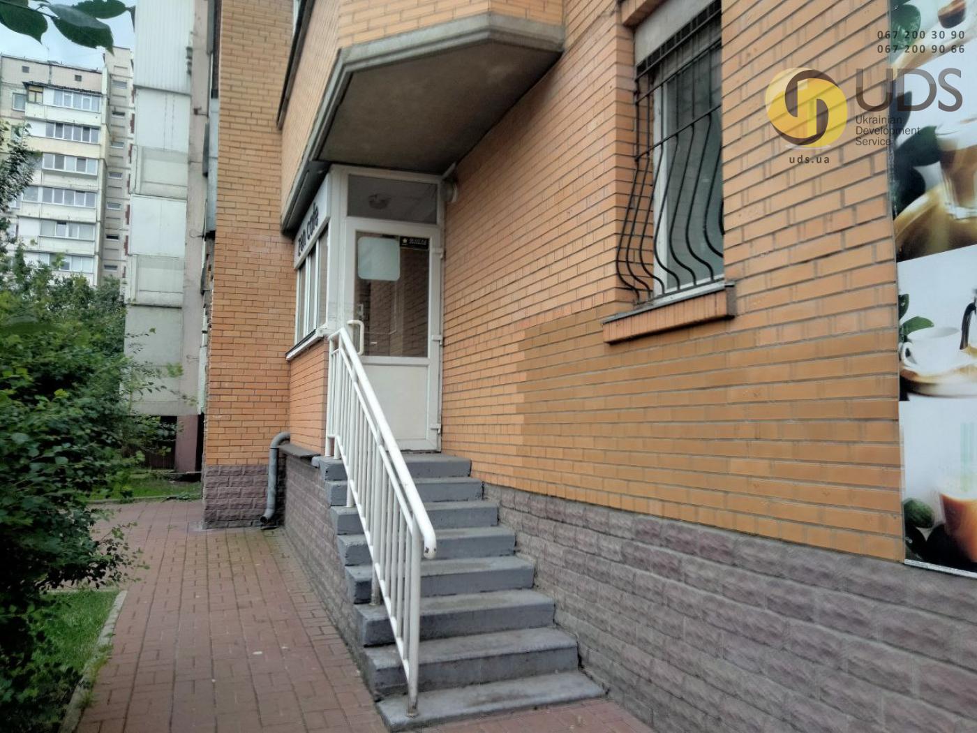 Оренда на вул. Срібнокільська, 24 приміщення на 30,7 м², супервигідно