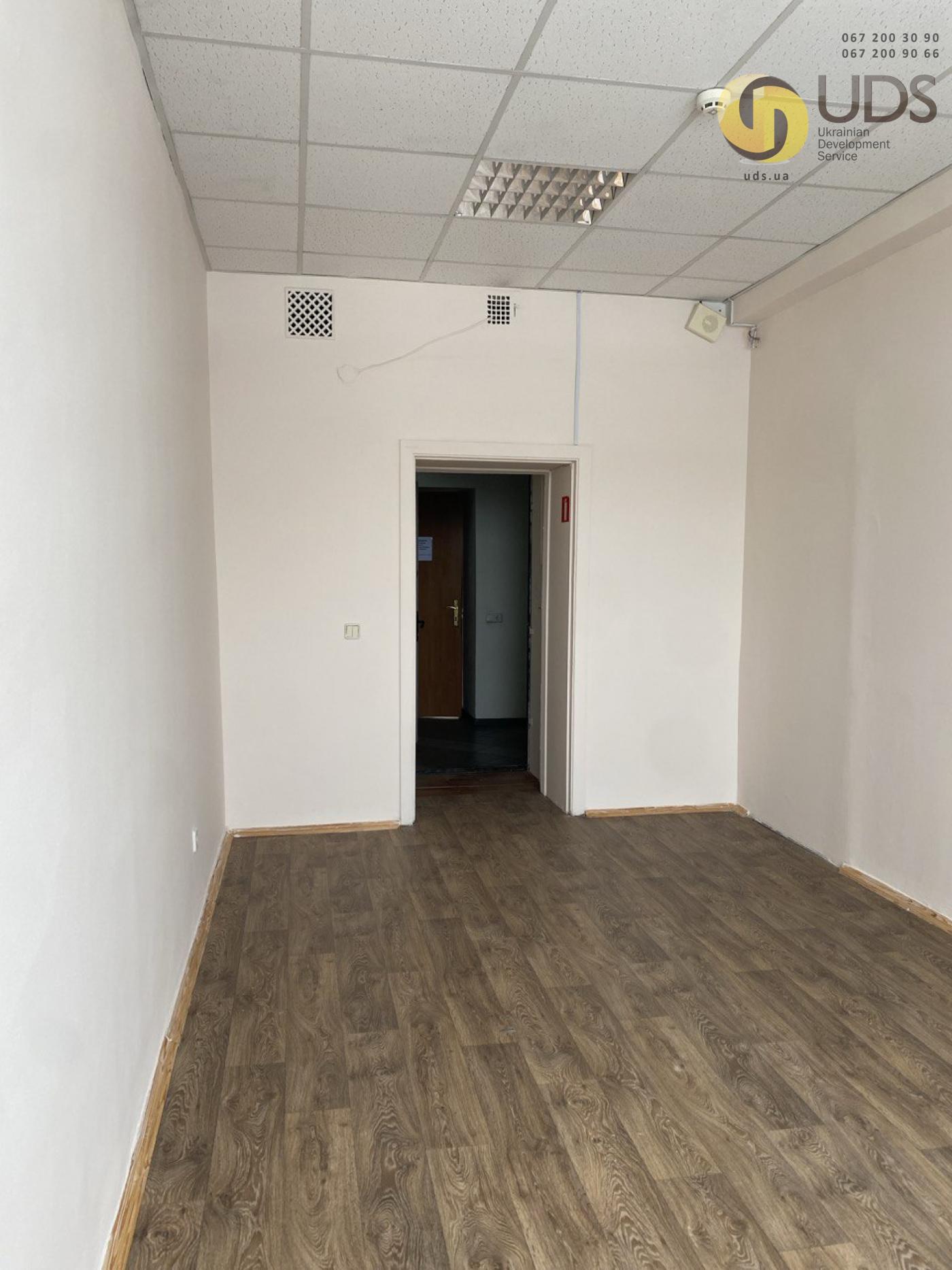 Оренда офісу на вул. Євгенія Сверстюка,23 на 17,2 м², без комісії