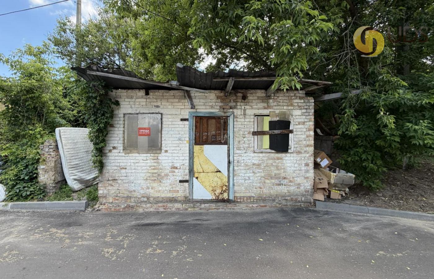 Продаж нежитлової будівлі на вул. Колекторна, 3В на 15 м², від власника