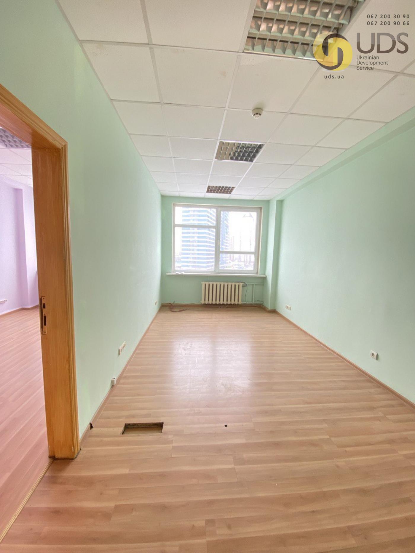 Оренда офісу на вул. Євгенія Сверстюка,23 на 66,7 м²