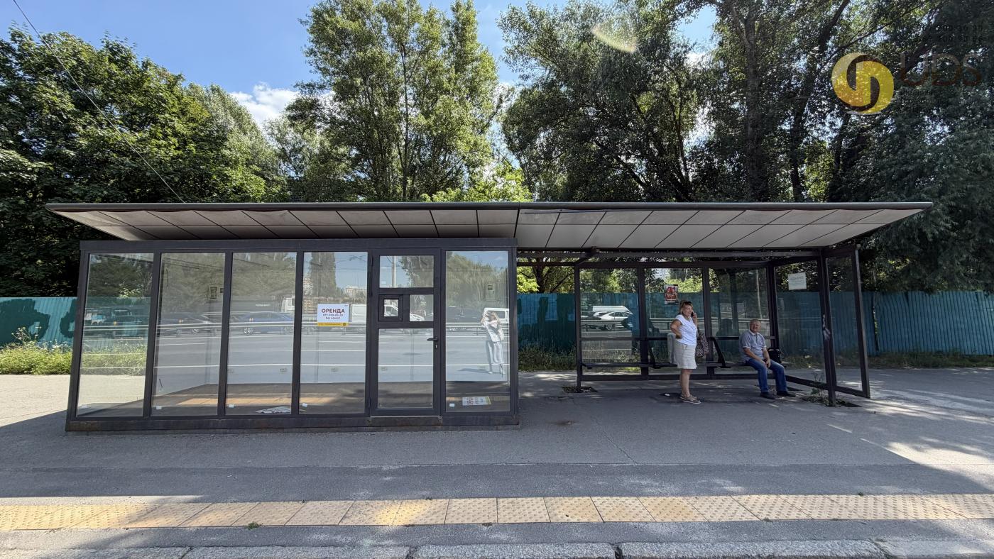 Оренда на пр-т. Академіка Глушкова, 7 ЗК на 15 м², без комісії