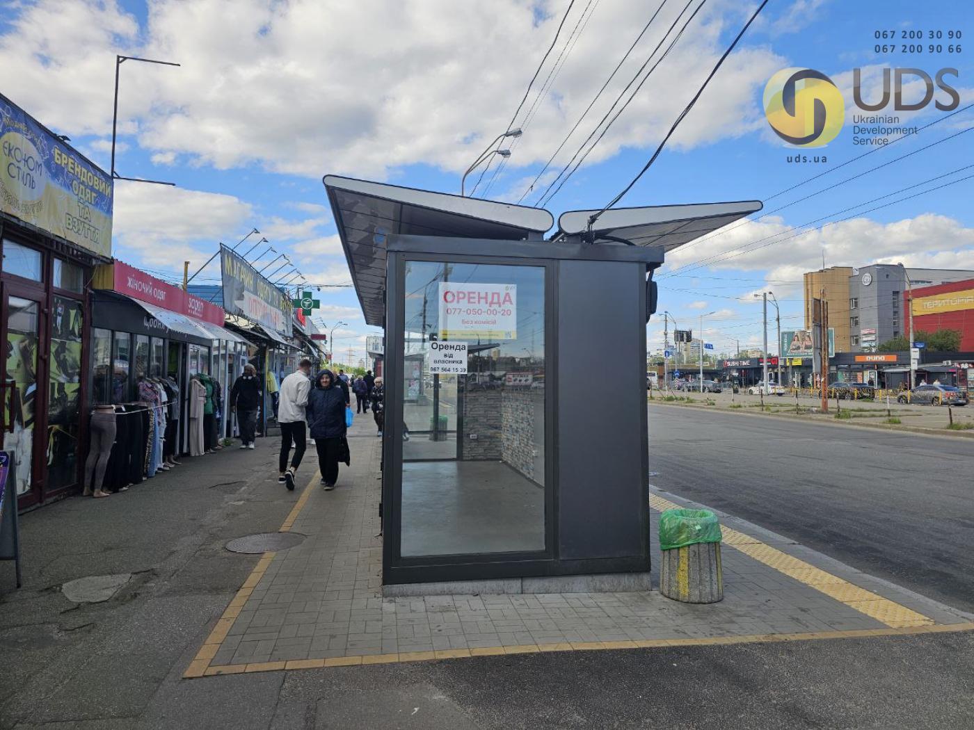 Здам на ст. м. Почайна зупинний комплекс на 11,6 м², без комісії